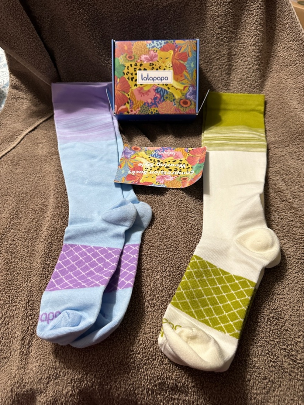 Women's support socks